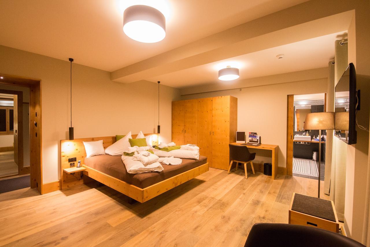 The Alpina Mountain Resort ทีแอร์ทสเชิน ภายนอก รูปภาพ